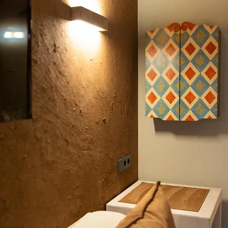 Romantik Post Nova Levante